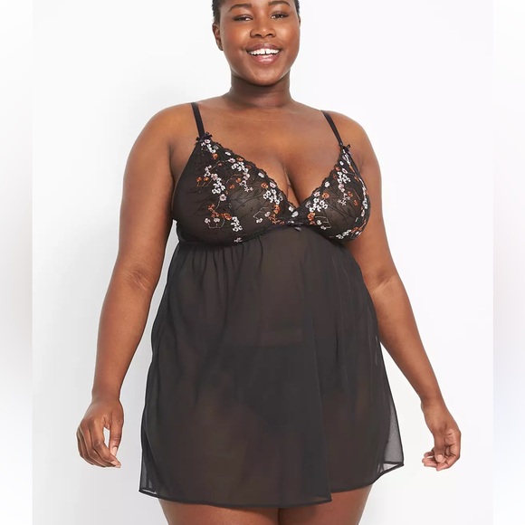 Cacique Other - Cacique The Seriously Sexy Collection Embroidered Babydoll Set size 26/28